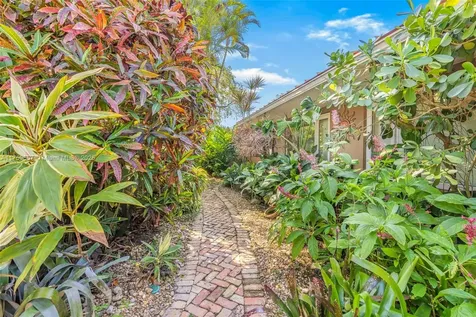 6130 SW 63rd Avenue South Miami FL 33143