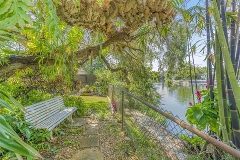 6130 SW 63rd Avenue South Miami FL 33143