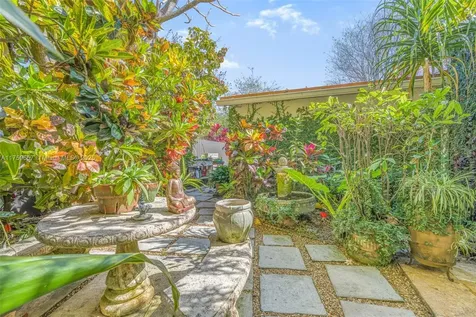 6130 SW 63rd Avenue South Miami FL 33143