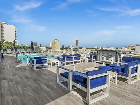 1052 Ocean Drive Miami Beach FL 33139