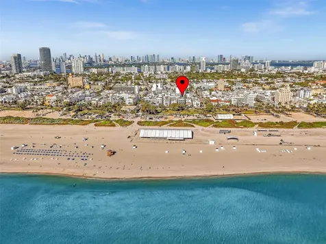 1052 Ocean Drive Miami Beach FL 33139
