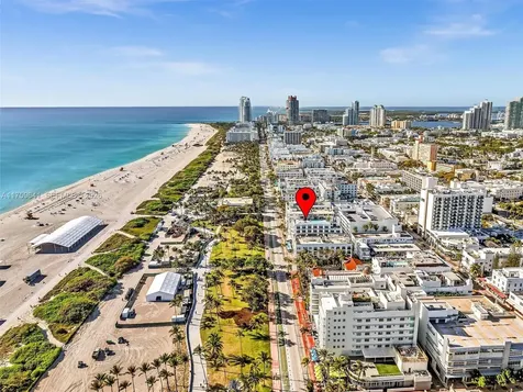 1052 Ocean Drive Miami Beach FL 33139