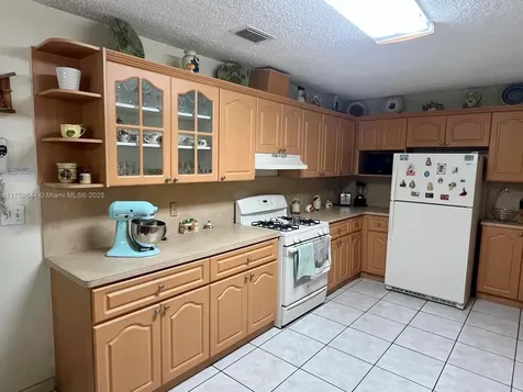 3395 W 14th Avenue Hialeah FL 33012