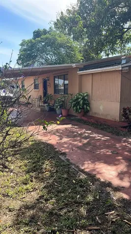 3395 W 14th Avenue Hialeah FL 33012