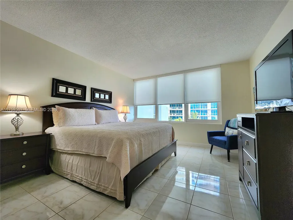 3505 S Ocean Drive Hollywood FL 33019