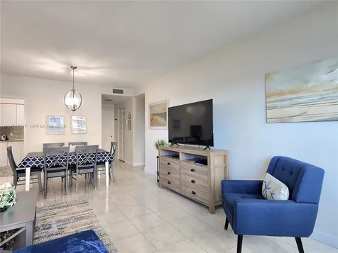 3505 S Ocean Drive Hollywood FL 33019