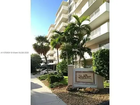 1455 N Treasure Drive Miami Beach FL 33141