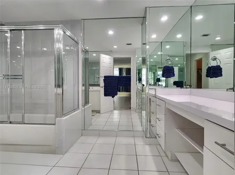 3505 S Ocean Drive Hollywood FL 33019
