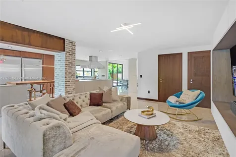 5453 NW 94th Doral Place Doral FL 33178