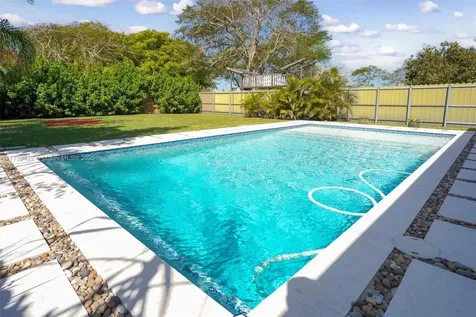 10106 SW 144th Avenue Miami FL 33186
