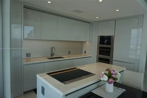 18975 SE Collins Avenue Sunny Isles Beach FL 33160