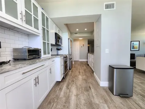 3505 S Ocean Drive Hollywood FL 33019