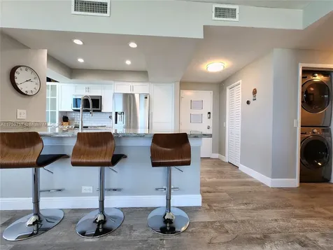 3505 S Ocean Drive Hollywood FL 33019