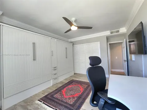 3505 S Ocean Drive Hollywood FL 33019