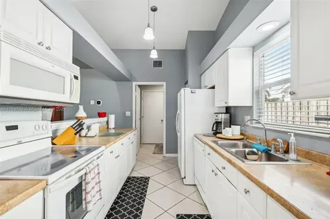 15 Misty Meadow Drive Boynton Beach FL 33436