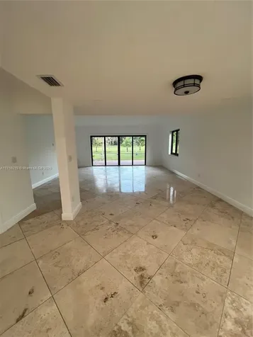 9008 SW 62nd Terrace Miami FL 33173