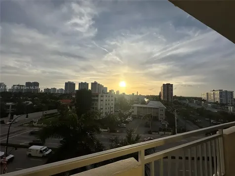3180 S Ocean Drive Hallandale Beach FL 33009