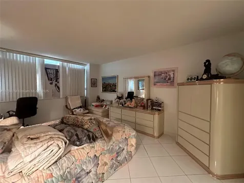 3180 S Ocean Drive Hallandale Beach FL 33009