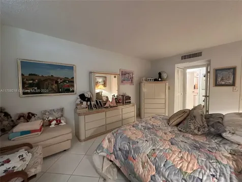 3180 S Ocean Drive Hallandale Beach FL 33009