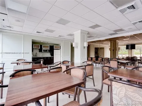 3180 S Ocean Drive Hallandale Beach FL 33009