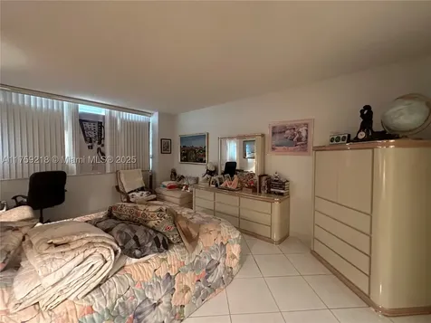 3180 S Ocean Drive Hallandale Beach FL 33009