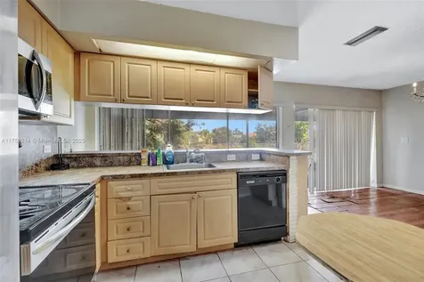 1631 SW 99th Court Miami FL 33165