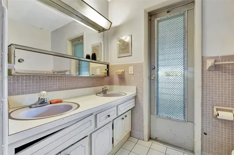1631 SW 99th Court Miami FL 33165