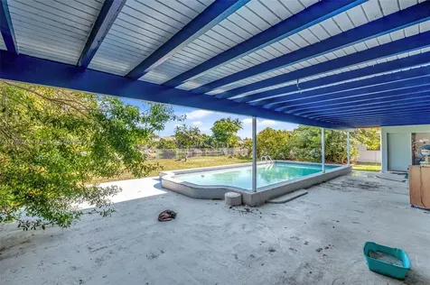 1631 SW 99th Court Miami FL 33165