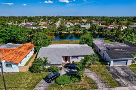 1631 SW 99th Court Miami FL 33165