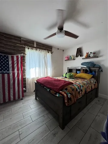 1930 NE 28th Street Cape Coral FL 33909