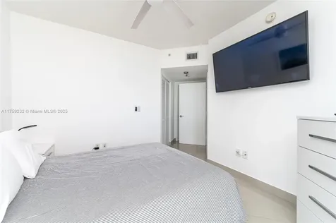 16699 Collins Avenue Sunny Isles Beach FL 33160