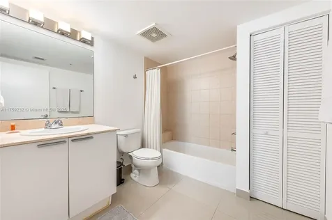 16699 Collins Avenue Sunny Isles Beach FL 33160
