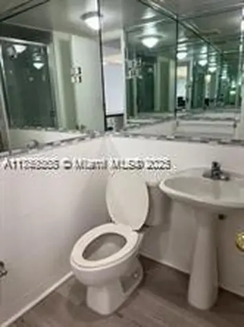 6450 Collins Avenue Miami Beach FL 33141