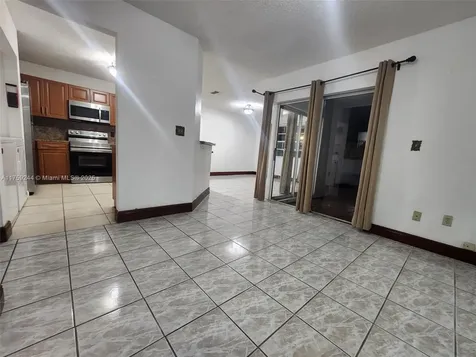 8422 SW 209th Street Cutler Bay FL 33189