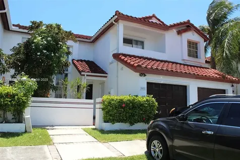 8422 SW 209th Street Cutler Bay FL 33189
