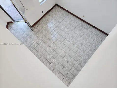 8422 SW 209th Street Cutler Bay FL 33189
