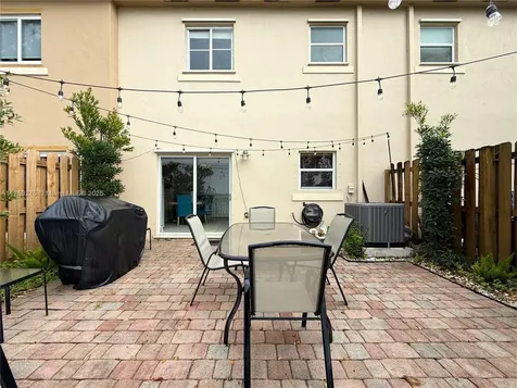 22130 SW 89th Court Cutler Bay FL 33190