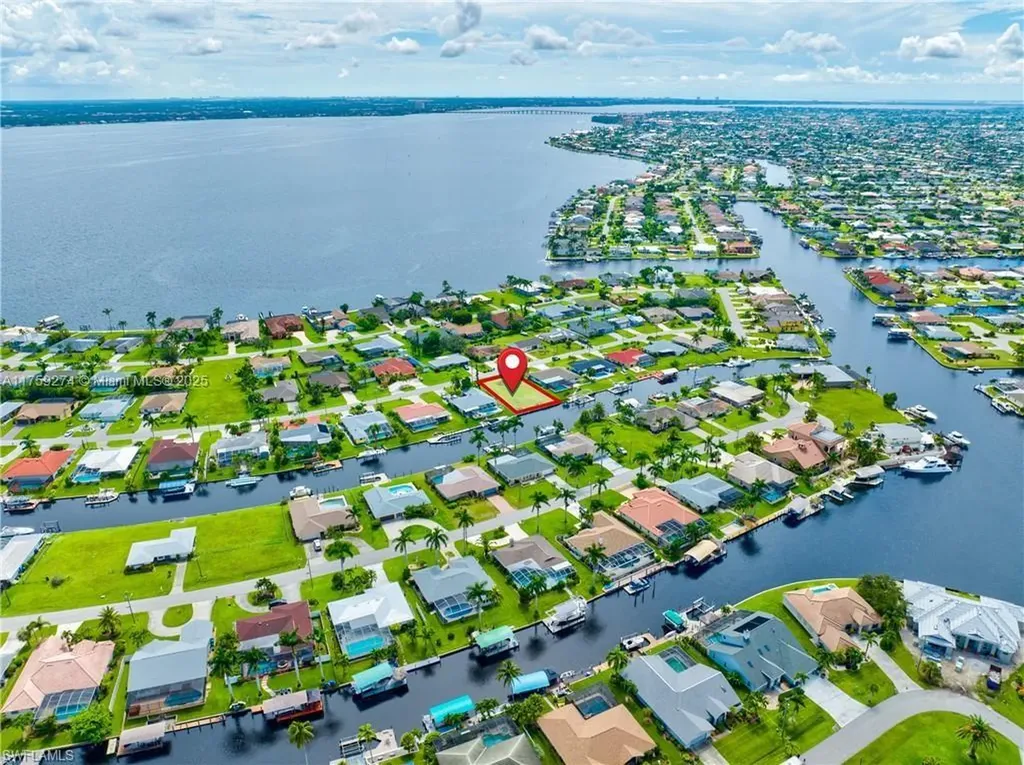 2227 SE 27th Terrace Cape Coral FL 33904