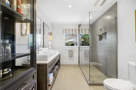 1117 Bella Vista Avenue Coral Gables FL 33156