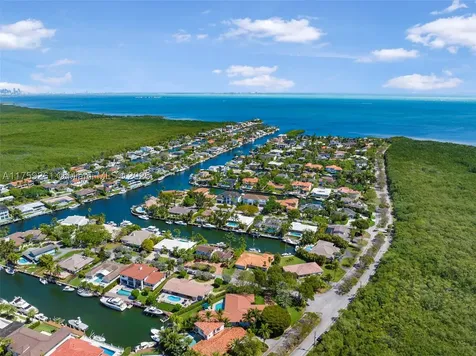 1117 Bella Vista Avenue Coral Gables FL 33156