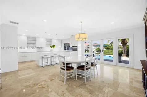 1117 Bella Vista Avenue Coral Gables FL 33156