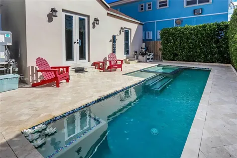 312 Fillmore Street Hollywood FL 33019