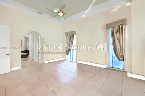 8952 S Kendale Circle Lake Worth FL 33467