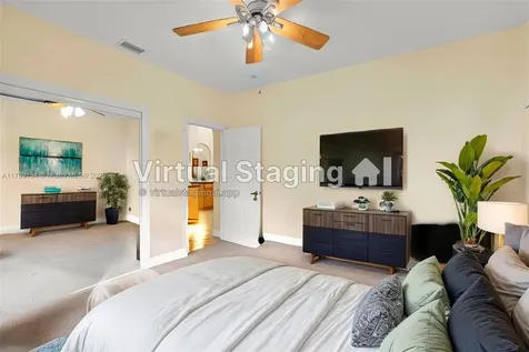 8952 S Kendale Circle Lake Worth FL 33467