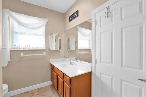 8952 S Kendale Circle Lake Worth FL 33467