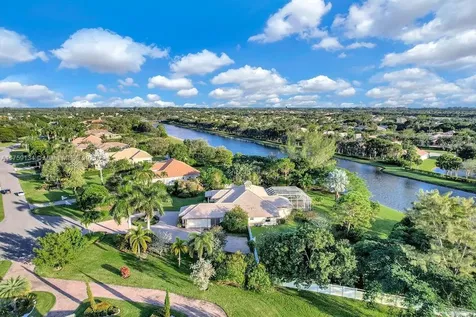 8952 S Kendale Circle Lake Worth FL 33467