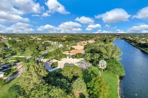 8952 S Kendale Circle Lake Worth FL 33467