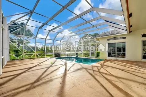 8952 S Kendale Circle Lake Worth FL 33467