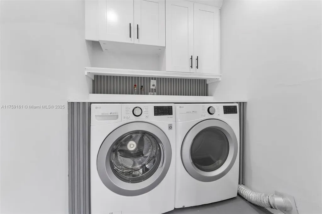 38 Flanders A Delray Beach FL 33484