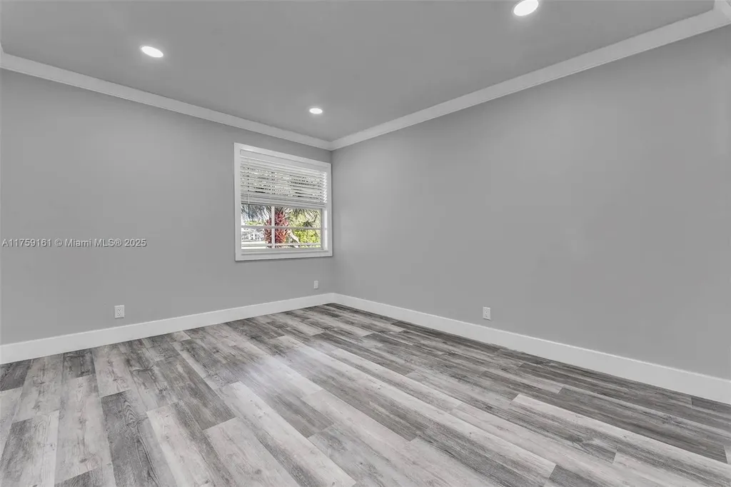 38 Flanders A Delray Beach FL 33484